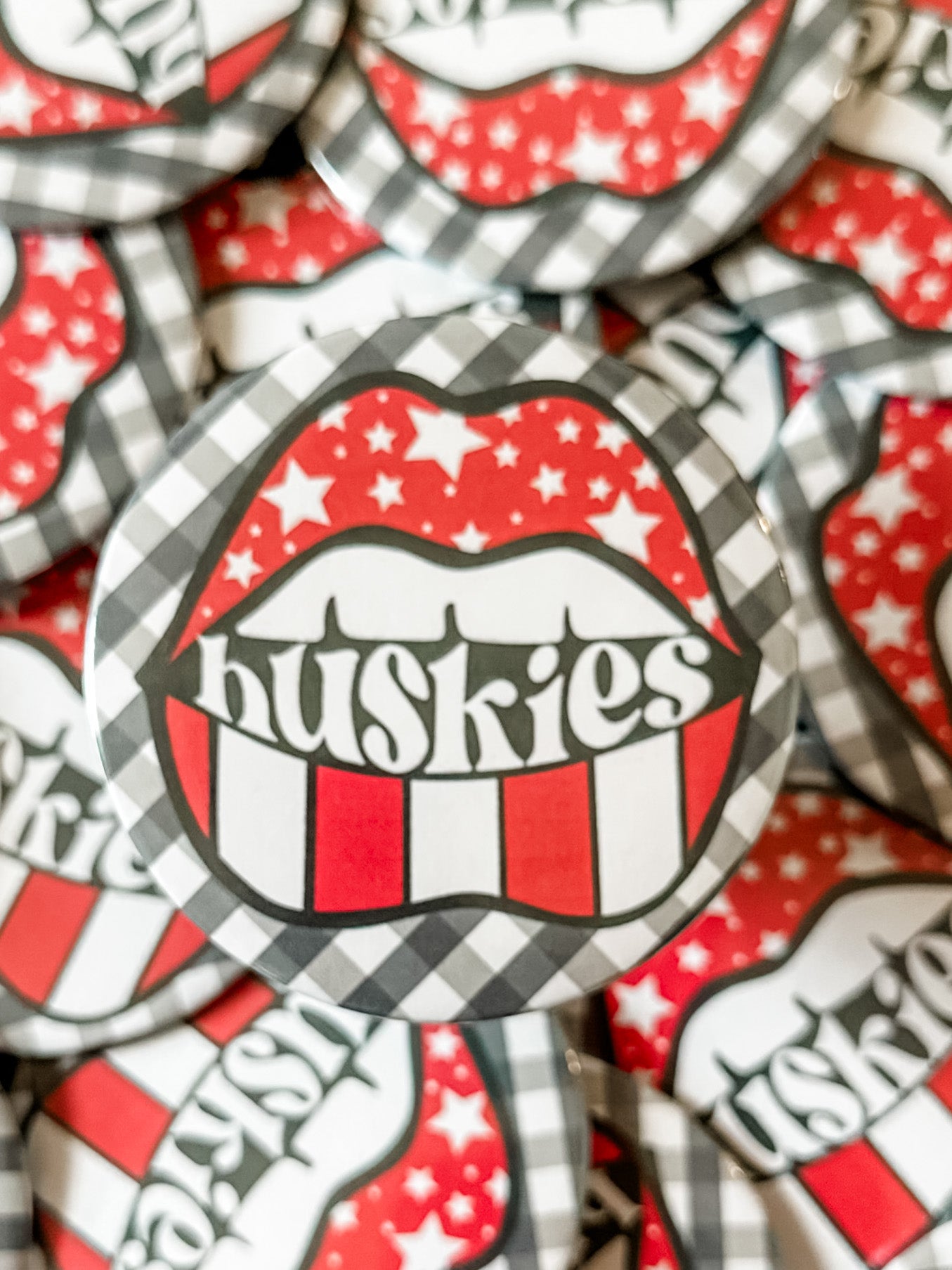 Load image into Gallery viewer, Huskies Lips Game Day Button-Sister Shirts-Sister Shirts, Cute &amp;amp; Custom Tees for Mama &amp;amp; Littles in Trussville, Alabama.
